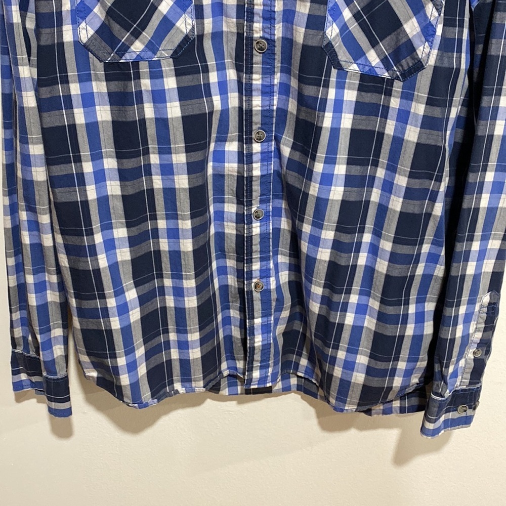 Weatherproof blue button down size: XL - Picture 3 of 8